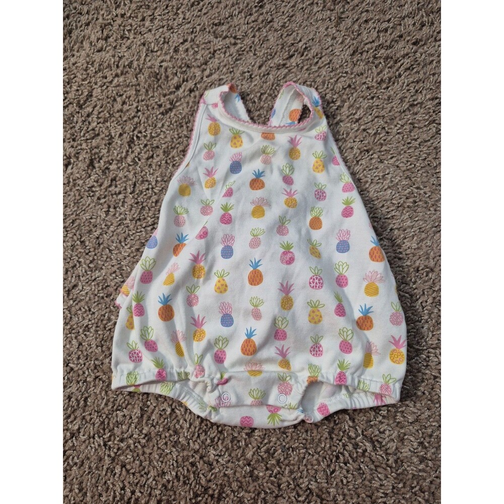 Kissy kissy baby girl romper size 6-9
